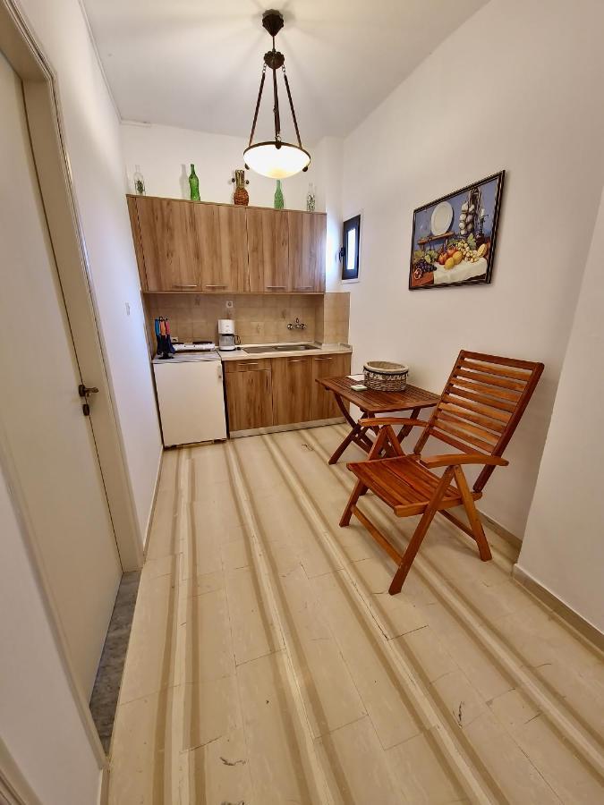 Alexandra Apartment 9 レフキンミ エクステリア 写真